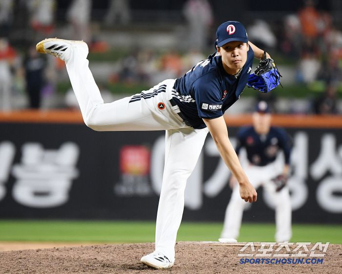 15일 대전 한화생명볼파크에서 열린 두산-한화전. 9회말 양재훈이  투구하고 있다. 대전=정재근 기자 cjg@sportschosun.com/2025..5.15/