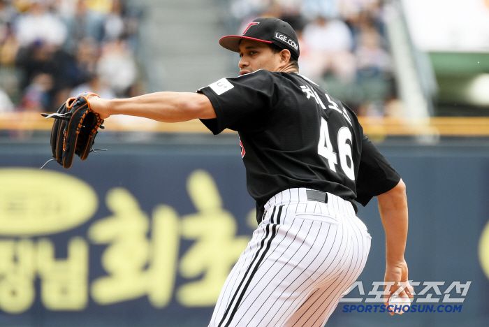 6일 잠실구장에서 열린 두산 베어스와 LG 트윈스의 경기. LG 치리노스가 역투하고 있다. 잠실=박재만 기자 pjm@sportschosun.com/2025.05.06/