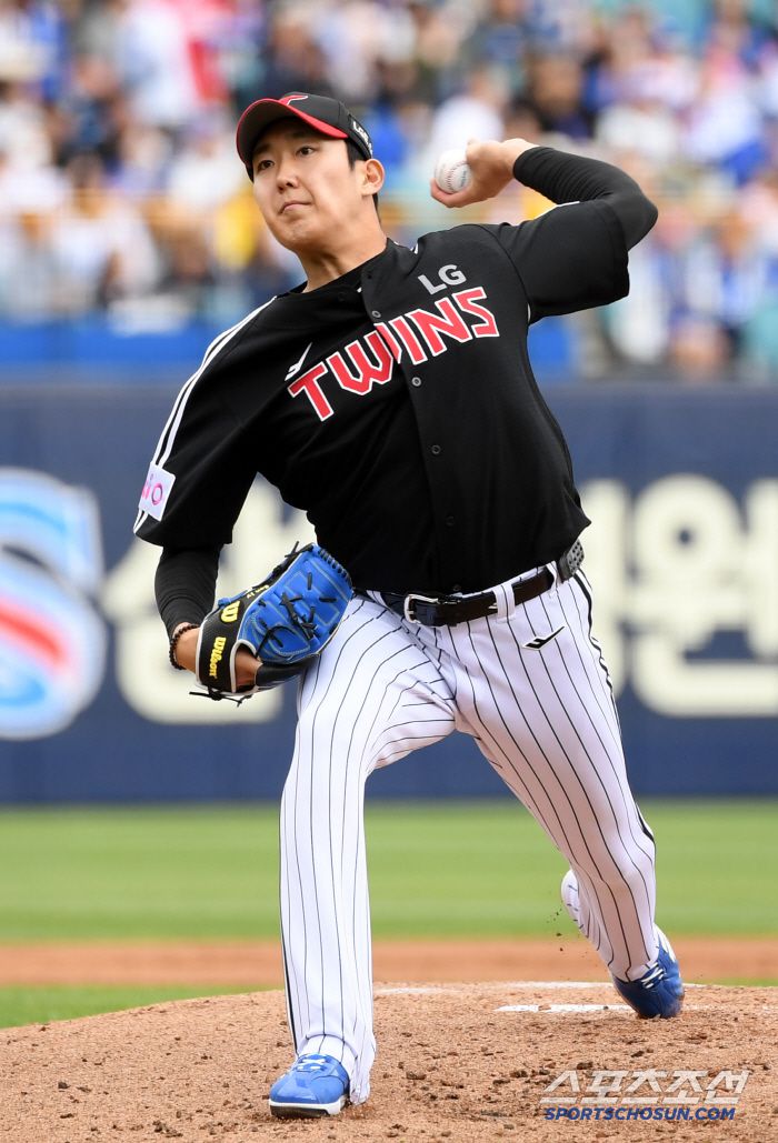 10일 대구 라이온즈파크에서 열린 삼성 라이온즈와 LG 트윈스의 경기. LG 손주영이 역투하고 있다. 대구=박재만 기자 pjm@sportschosun.com/2025.05.10/