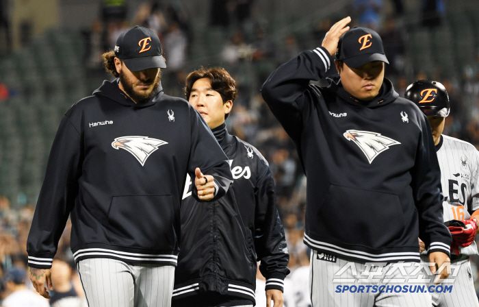 22일 울산 문수야구장에서 열린 NC 다이노스와 한화 이글스의 경기. 패한 한화 폰세가 아쉬워하고 있다. 울산=박재만 기자 pjm@sportschosun.com/2025.05.22/