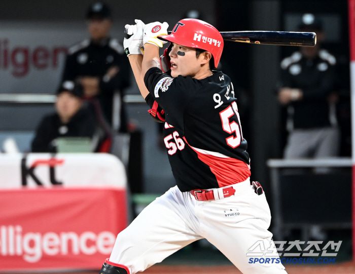 22일 수원KT위즈파크에서 열린 KIA와 KT의 경기,  5회초 1사 1루 KIA 오선우가 안타를 치고 있다. 수원=허상욱 기자wook@sportschosun.com/2025.05.22/
