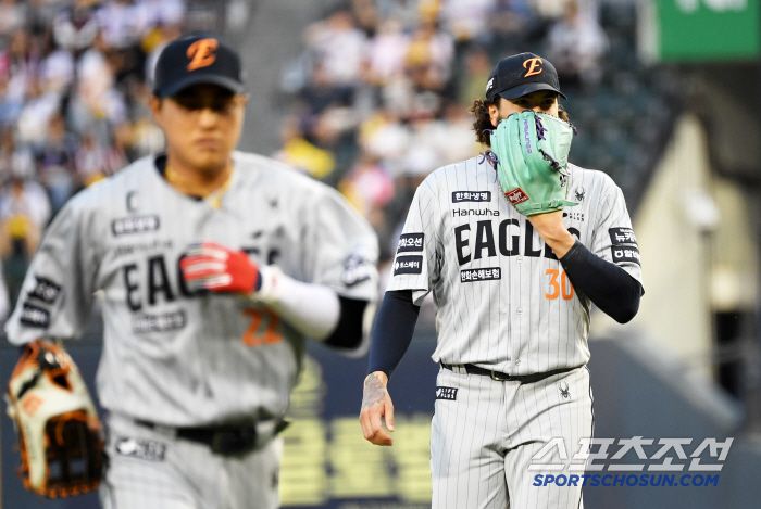 28일 잠실구장에서 열린 LG 트윈스와 한화 이글스의 경기. 한화 폰세가 역투하고 있다. 잠실=박재만 기자 pjm@sportschosun.com/2025.05.28/