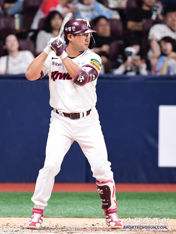 1일 고척돔에서 열린 KBO리그 키움과 두산의 경기. 타격하는 키움 임지열. 고척=송정헌 기자songs@sportschosun.com/2025.06.01/