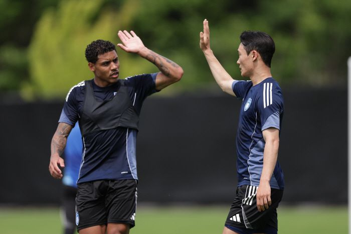 포항스틸야드/ K리그1/ 포항스틸러스 vs 강원FC/ 단체/ 사진 김정수