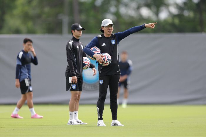 포항스틸야드/ K리그1/ 포항스틸러스 vs 강원FC/ 단체/ 사진 김정수