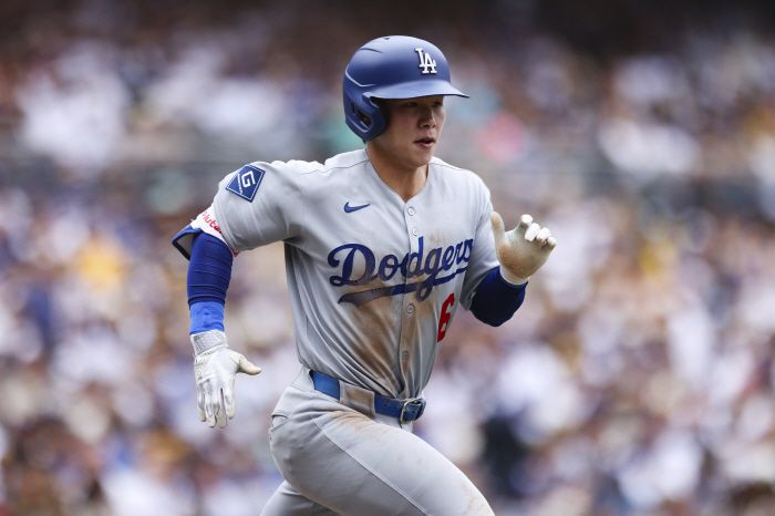 LA 다저스 김혜성이 MLB.com 신인왕 모의투표에서 2위를 차지했다. AP연합뉴스