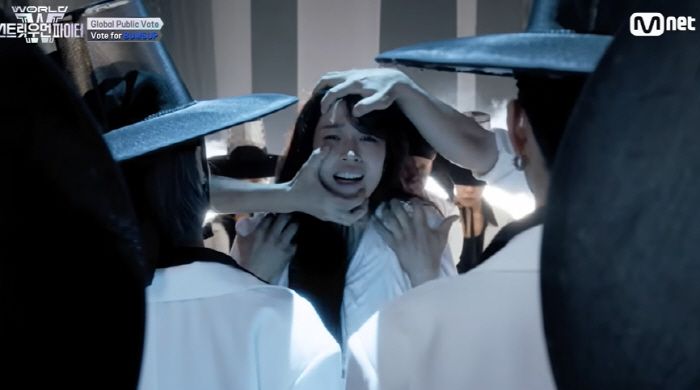 범접 메가크루 미션 영상화면 캡처