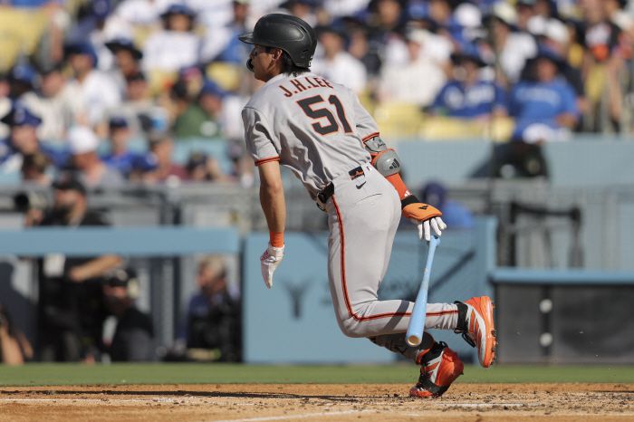 이정후는 올시즌 321타석에서 병살타를 한 개도 치지 않았다. AP연합뉴스