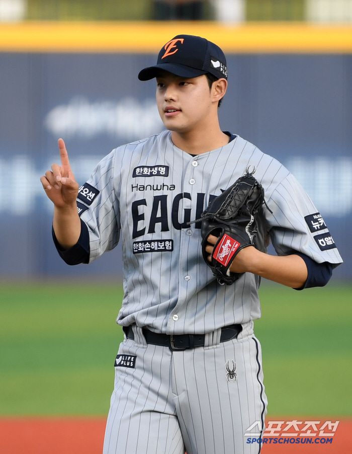 20일 울산 문수야구장에서 열린 NC 다이노스와 한화 이글스의 경기. 한화 문동주가 숨을 고르고 있다. 울산=박재만 기자pjm@sportschosun.com/2025.05.20/