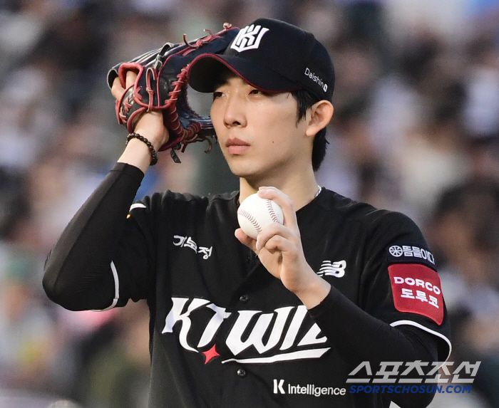 28일 부산 사직구장에서 열린 롯데와 KT의 경기. 선발 투구하고 있는 KT 오원석. 부산=송정헌 기자songs@sportschosun.com/2025.06.28/