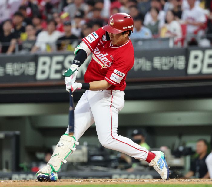 SSG 한유섬. 연합뉴스