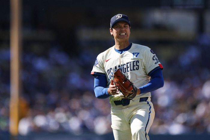 오타니 쇼헤이가 2회 투구 도중 탈삼진을 연속 올리며 포효하고 있다. AFP연합뉴스