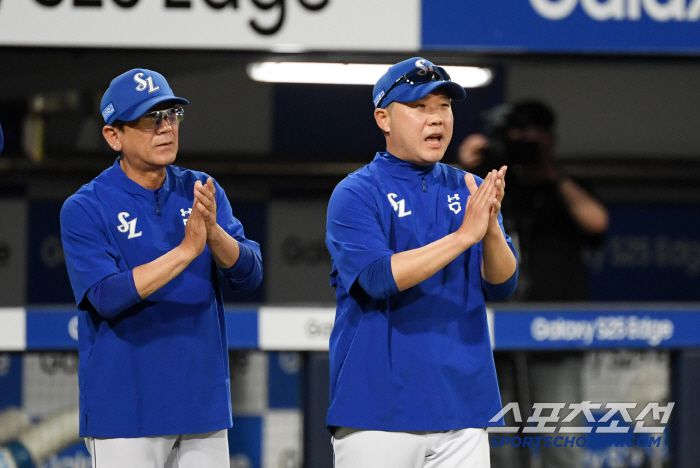 5일 대구 라이온즈파크에서 열린 삼성 라이온즈와 LG 트윈스의 경기. 승리한 삼성 박진만 감독이 기뻐하고 있다. 대구=박재만 기자 pjm@sportschosun.com/2025.07.05/