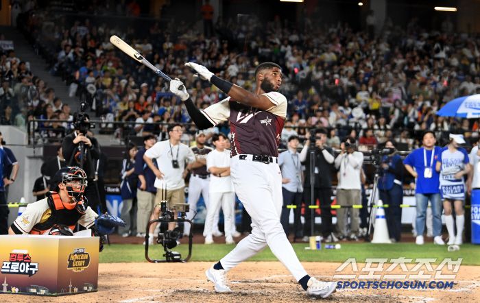 11일 대전 한화생명볼파크에서 열린 2025 KBO 올스타전 홈런 더비, 디아즈가 타구를 날리고 있다. 대전=허상욱 기자wook@sportschosun.com/2025.07.11/