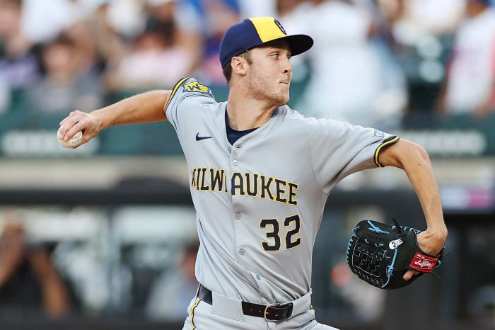 제이콥 미저라우시키는 100마일을 웃도는 강속구로 메이저리그를 평정하고 있다. AFP연합뉴스