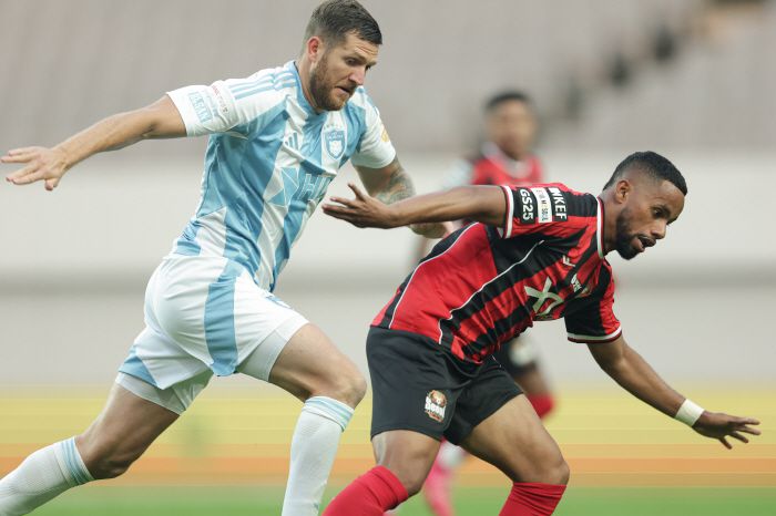 서울월드컵경기장/ K리그1/ FC서울 vs 울산HDFC/ 울산 트로야크, 서울 안데르손/ 사진 정재훈