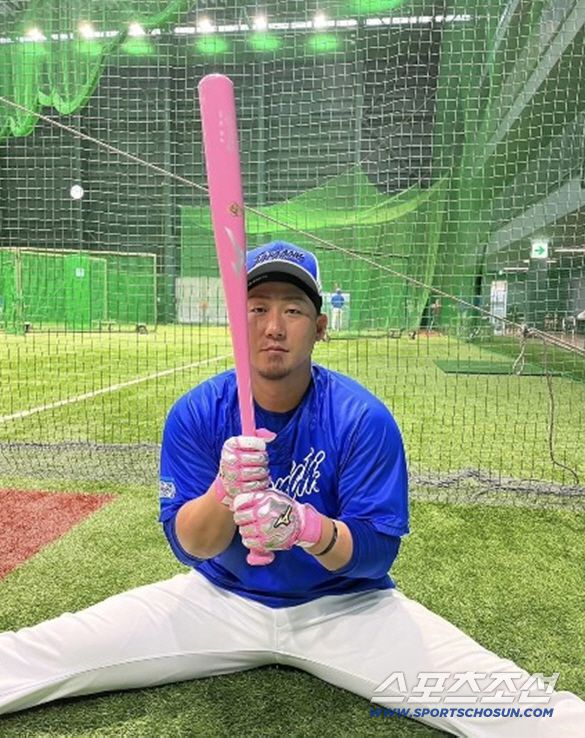 결국 허리통증을 이겨내지 못했다. 나카타는 지난겨울 체중을 17kg 감량하며 마지막 승부를 던지고자 했다. 그러나 허리통증이 재발해 은퇴를 선언했다. 사진캡처=주니치 드래곤즈 SNS