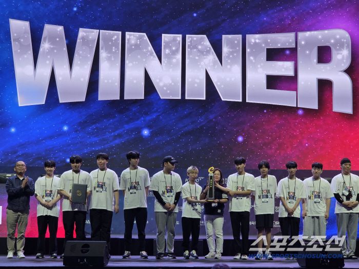 서울특별시가 16~17일 충북 제천시 제천체육관에서 열린 '제17회 대통령배 아마추어 이스포츠 대회' 전국 결선에서 종합 우승을 차지했다. 제천=남정석 기자