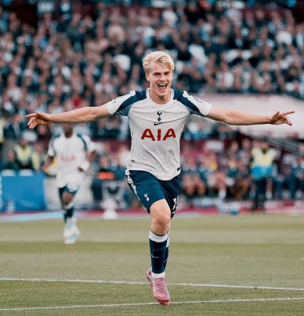 사진출처=토트넘 SNS
