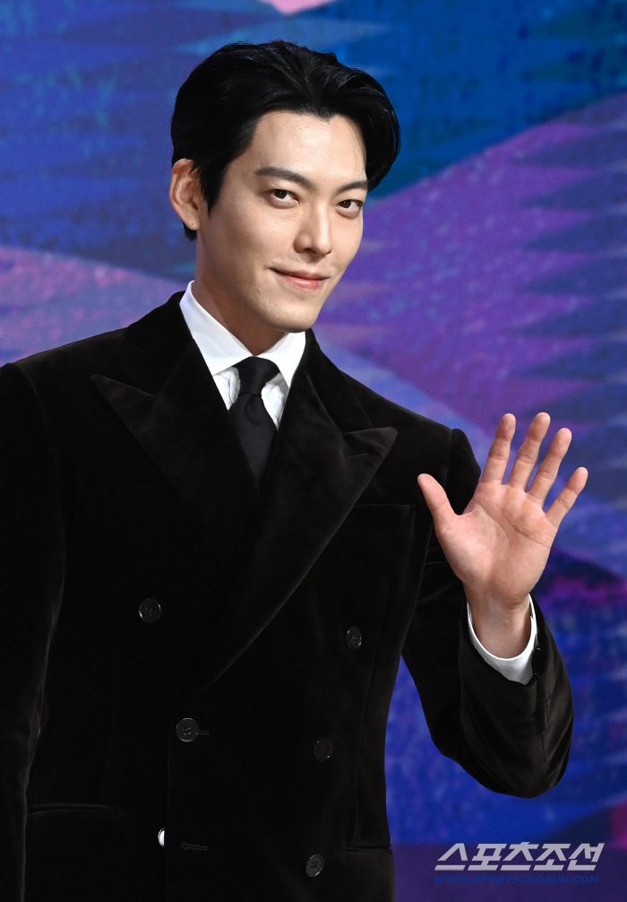 29일 조선 팰리스에서 열린 넷플릭스 시리즈 '다 이루어질 지니'의 제작발표회, 김우빈이 포즈를 취하고 있다. 허상욱 기자wook@sportschosun.com/2025.09.29/