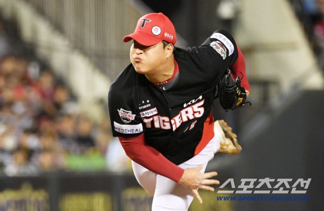 15일 잠실구장에서 열린 두산 베어스와 KIA 타이거즈의 경기. KIA 조상우가 역투하고 있다. 잠실=박재만 기자 pjm@sportschosun.com/2025.08.15/