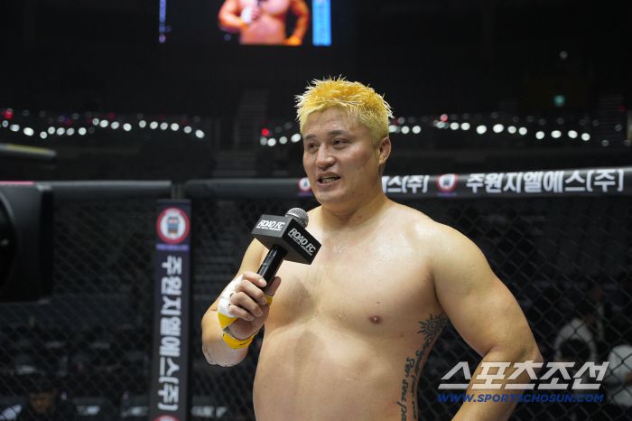 배동현이 타이세이에게 패한 뒤 소감을 말하고 있다. 사진제공=로드FC