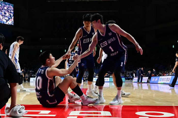 빅4가 빠진 KCC. 사진제공=KBL