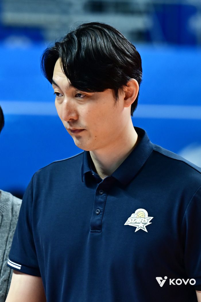 11일 우리카드전의 하현용 KB손보 감독대행. 사진제공=KOVO