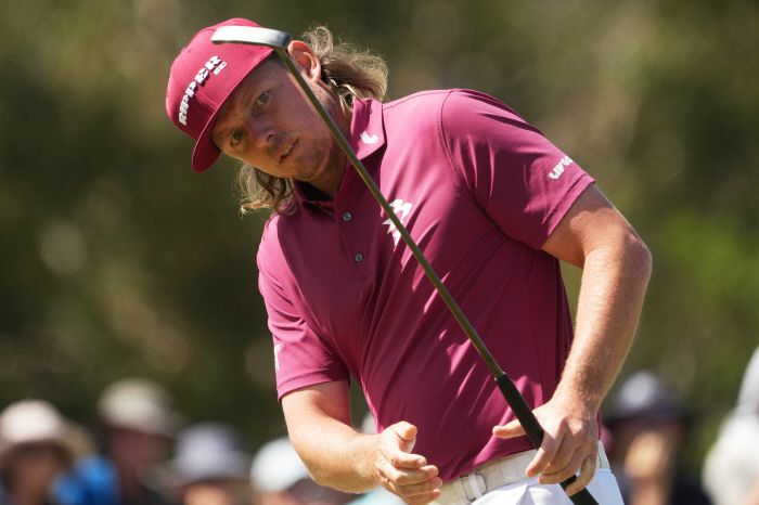 ◇PGA투어 복귀 지원 프로그램은 람과 캐머런 스미스, 브라이슨 디솀보가 대상. 하지만 이들이 복귀하면 '재정적 처벌'을 감수해야 할 것으로 전망됐다. AP연합뉴스