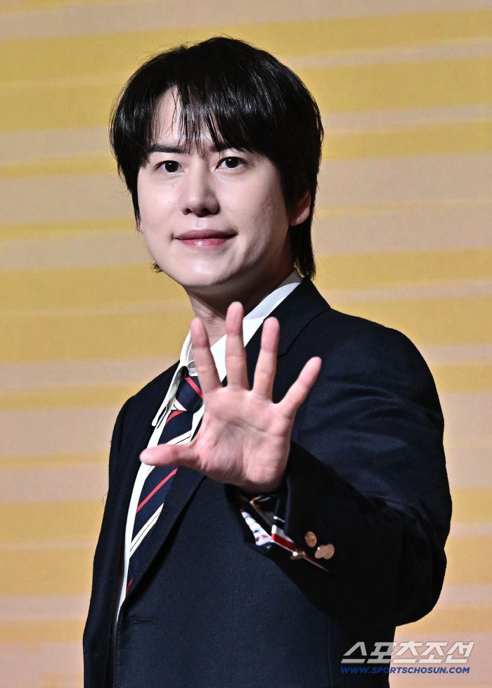 14일 서울 마포 나루서울호텔에서 넷플릭스 '솔로지옥5' 제작발표회가 열렸다. 포즈를 취하고 있는 규현. 마포=송정헌 기자songs@sportschosun.com/2026.01.14/