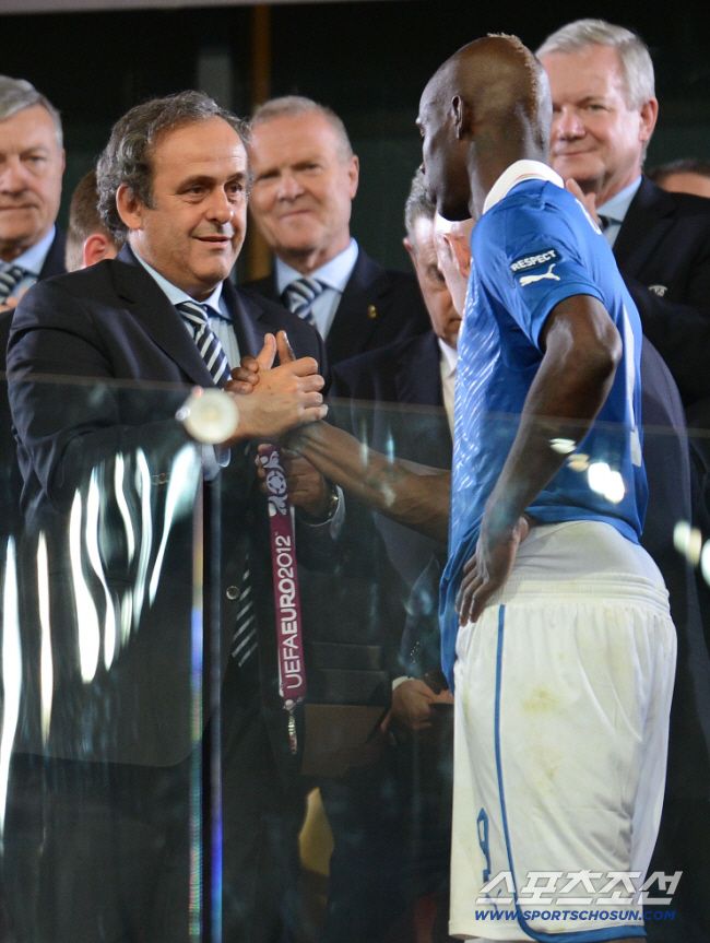 플라티니   스포츠조선DB