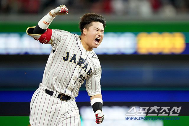 무라카미는 2023년 WBC 멕시코와 준결승전에서 끝내기 안타를 터트렸다. 사진출처=일본야구대표팀 홈페이지