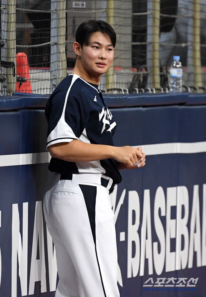 대한민국 야구대표팀이 5일 고척스카이돔에서 훈련을 가졌다. 김영우가 훈련을 준비하고 있다. 고척=박재만 기자 pjm@sportschosun.com/2025.11.05/