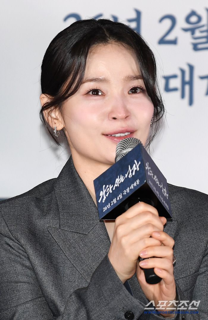 영화 '왕과 사는 남자' 언론배급시사회가 21일 서울 강남구 삼성동 코엑스에서 열렸다. 전미도가 인터뷰를 하고 있다. 삼성동=박재만 기자pjm@sportschosun.com/2026.01.21/