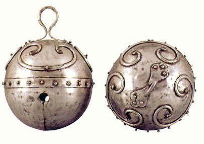 통일신라 시대의 순은말방울. 사진제공=한국마사회