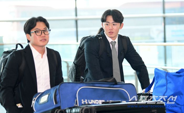 삼성 라이온즈 선수단이 23일 인천국제공항을 통해 스프링캠프가 열리는 괌으로 출국했다. 미야지 유라가 출국장으로 향하고 있다. 인천공항=박재만 기자 pjm@sportschosun.com/2026.01.23/