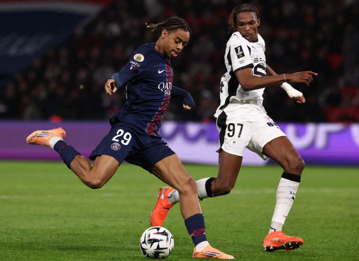 제레미 자케(오른쪽)  AFP<저작권자(c) 연합뉴스, 무단 전재-재배포, AI 학습 및 활용 금지>