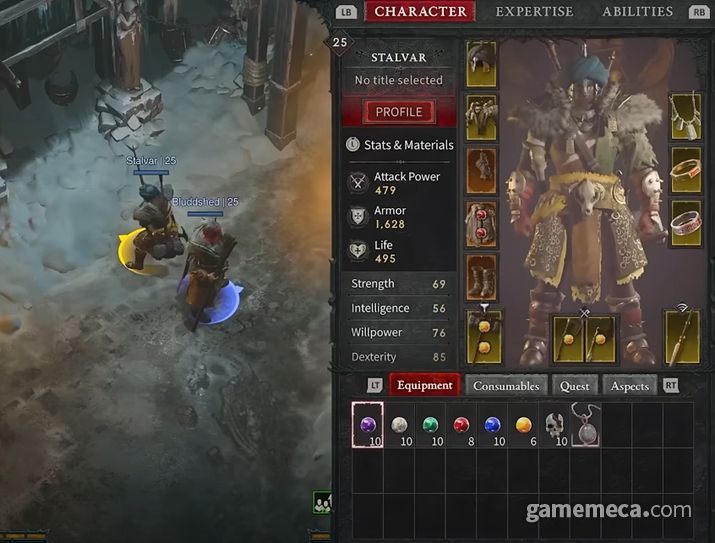 ▲ 가운데에 2개의 추가 슬롯이 달린 야만용사 (사진출처: 디아블로 4 개발자 플레이 영상 갈무리)