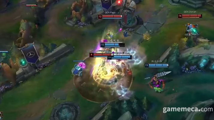 ▲ 4경기 한타를 여는 딜라이트 (사진 출처: 리그 오브 레전드 공식 유튜브 채널 갈무리)