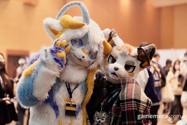 ▲ 이외에도 안전과 편의를 위해 다양한 전자기기를 수트 내부에 추가하기도 한다 (사진제공: 펀즈이누)