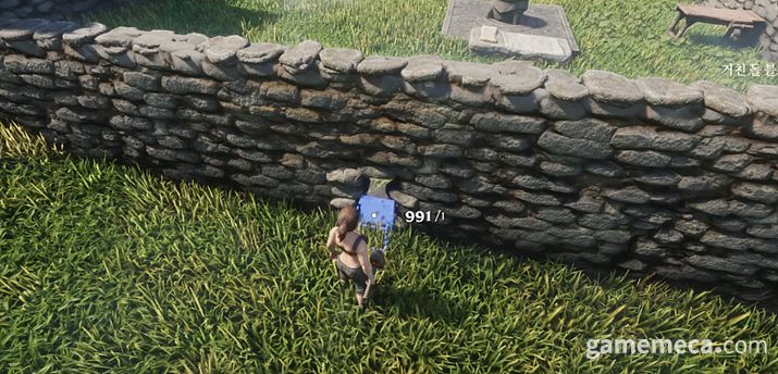 ▲ 세워진 벽에 구멍을 뚫거나, 건축물 회전 기능도 제공된다 (사진: 게임메카 촬영)