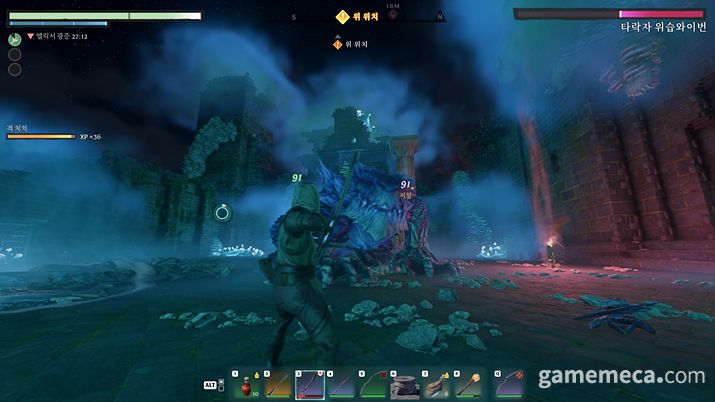 ▲ 둘러쌓이면 순식간에 사망한다 (사진: 게임메카 촬영)