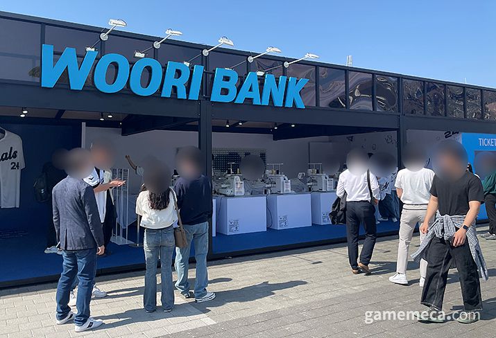 ▲ 선수들의 사진과 능력치를 카드 형태로 만들었다 (사진: 게임메카 촬영)