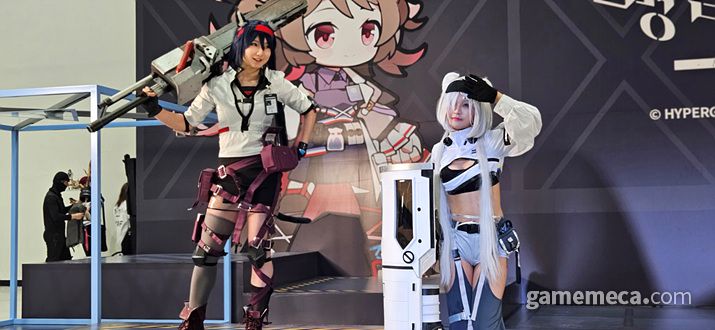 ▲ 한국에 출시된 2020년부터 현재까 여정을 그린 마일스톤월이 눈에 띕니다 (사진: 게임메카 촬영)