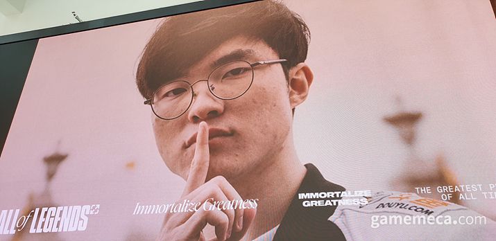 ▲ 페이커 신전에 입성하면 (사진: 게임메카 촬영)