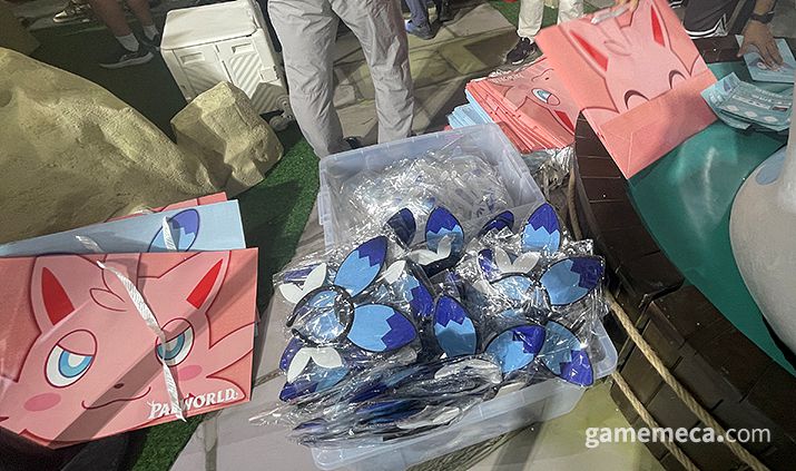 ▲ 소문을 듣고 많은 유저들이 찾았다 (사진: 게임메카 촬영)