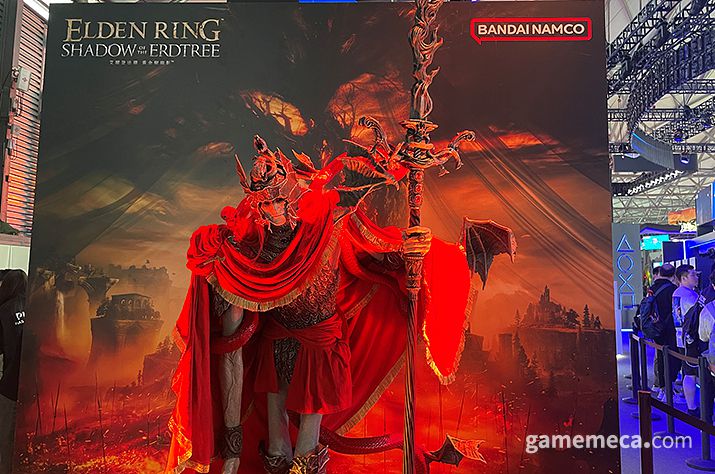 ▲ 원조 맛집의 신작 엘든 링도 빠지지 않았다 (사진: 게임메카 촬영)