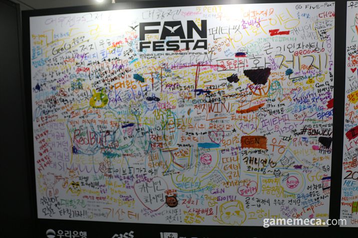 ▲ 이미 많은 팬들이 체육관을 가득 채웠다 (사진: 게임메카 촬영)