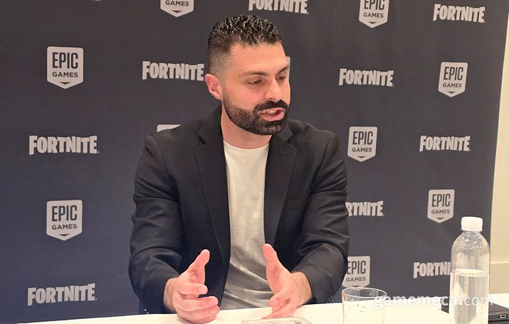 ▲ 마이클 디렉터는 유저들의 수요도 주요 판단의 기준이라는 점을 강조했다 (사진: 게임메카 촬영)