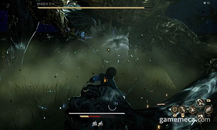 ▲ 그로기에 빠진 보스에게 치명적인 공격 (사진: 게임메카 촬영)